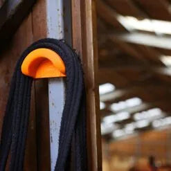 EquiHook Magnetic Tack Holder
